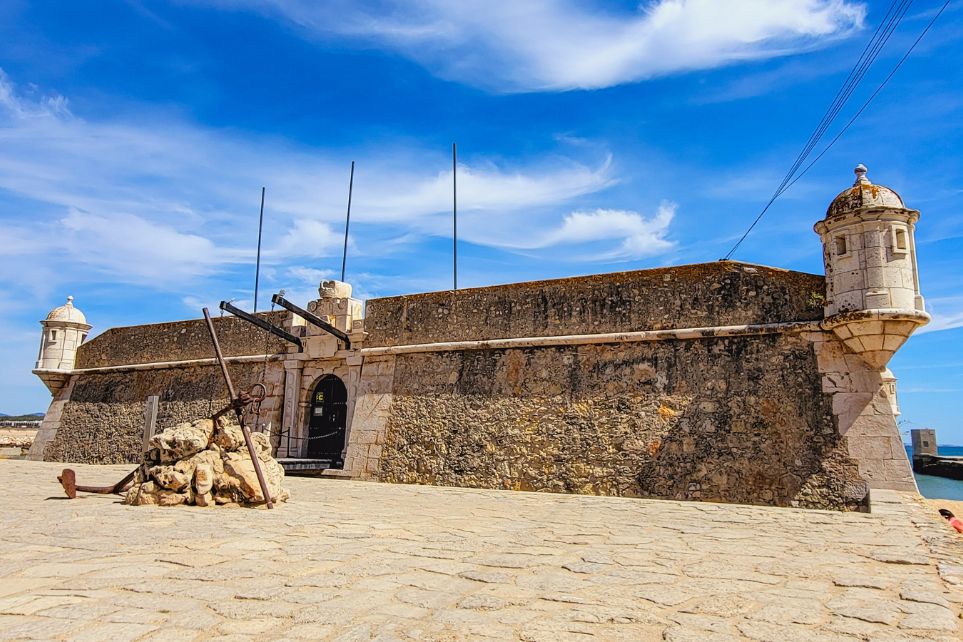 Fort Lagos